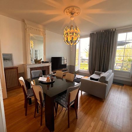 La Colbertine - Charming Apartment In Place Colbert Rochefort  Exterior foto