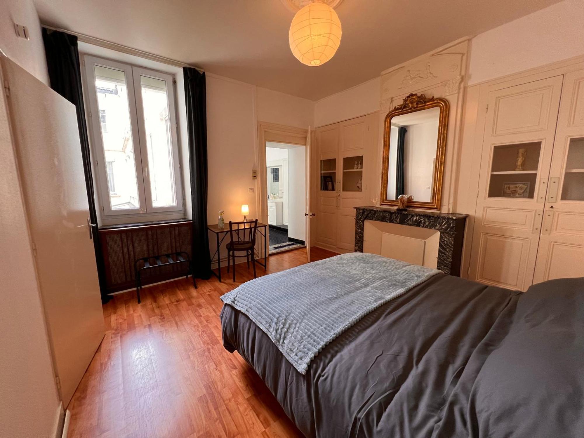 La Colbertine - Charming Apartment In Place Colbert Rochefort  Exterior foto